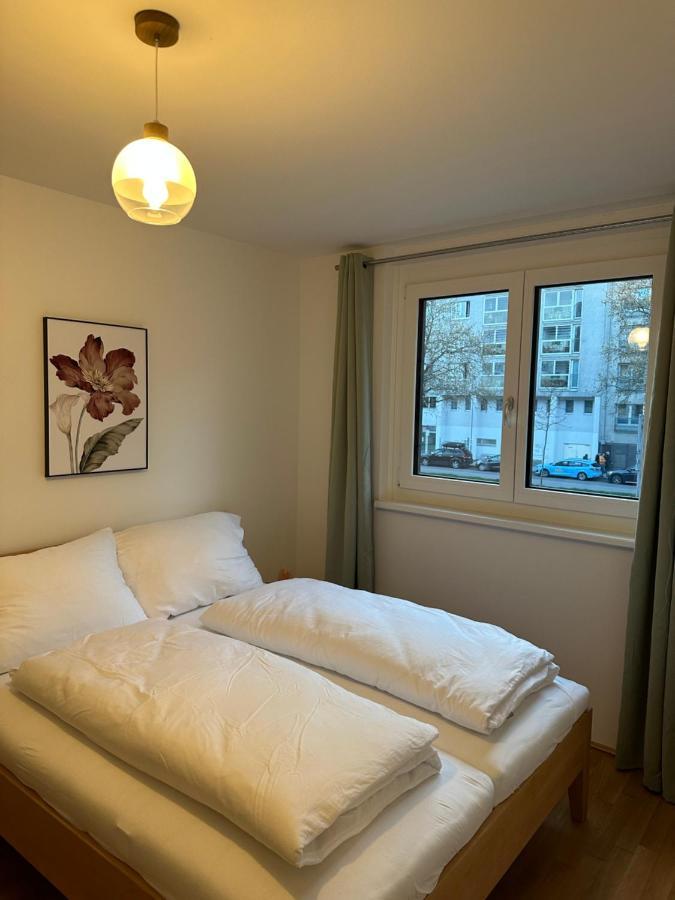 Amazing City Center Apartment Wina Bagian luar foto